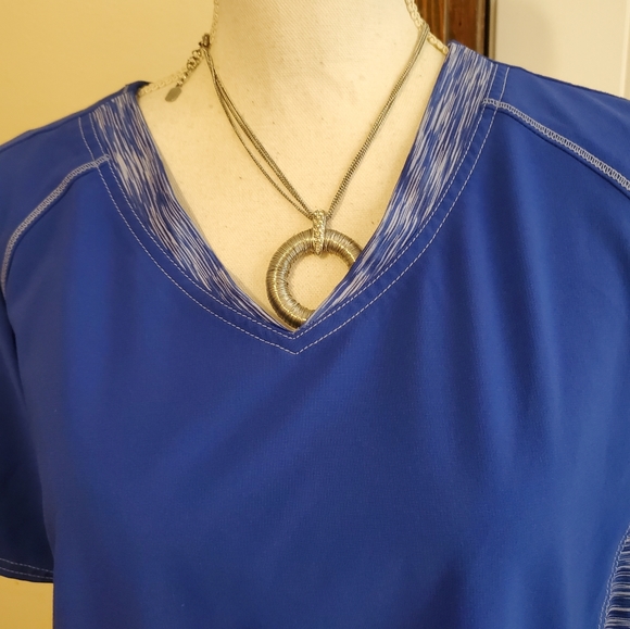 Women's royal blue scrub set size M - Picture 4 of 16